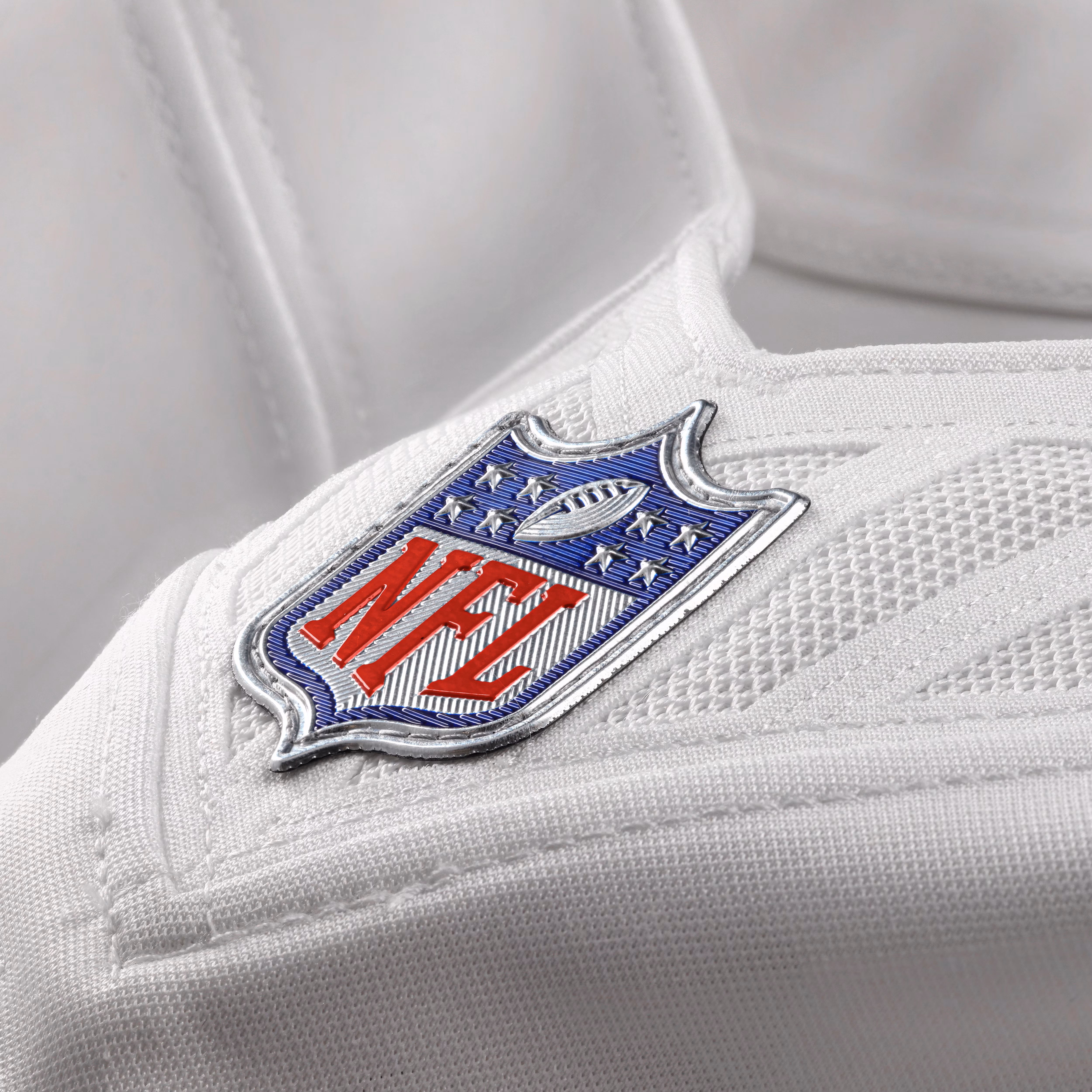 Cameron Ward #1 Tennessee Titans White Vapor F.U.S.E. Sewn Down Limited Jersey - Image 5